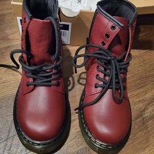 Cherry Boots
